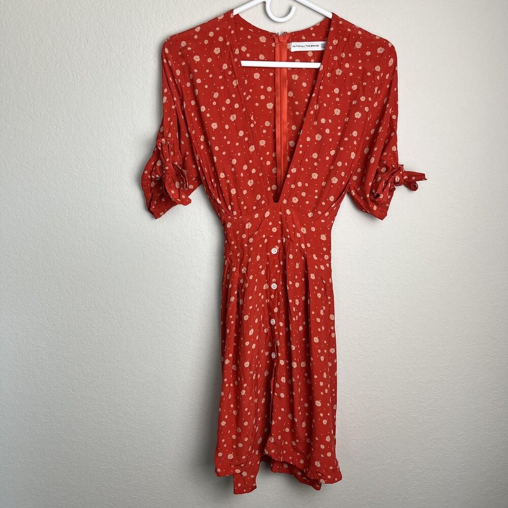 Faithfull The Brand Dress Womens Medium Red Floral V Neck Button Front Tie Waist